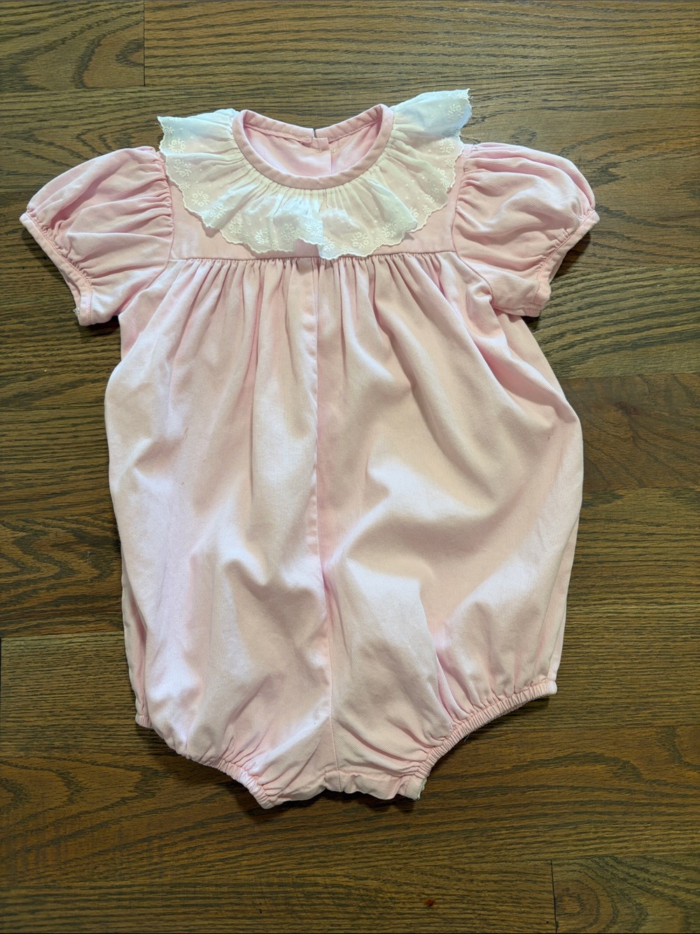 Charlotte Proper 2T Pink Baby Bubble Romper with White Lace Collar EUC
